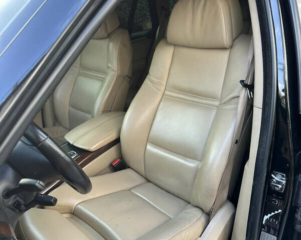 Чорний БМВ Х5, об'ємом двигуна 3 л та пробігом 310 тис. км за 13900 $, фото 22 на Automoto.ua