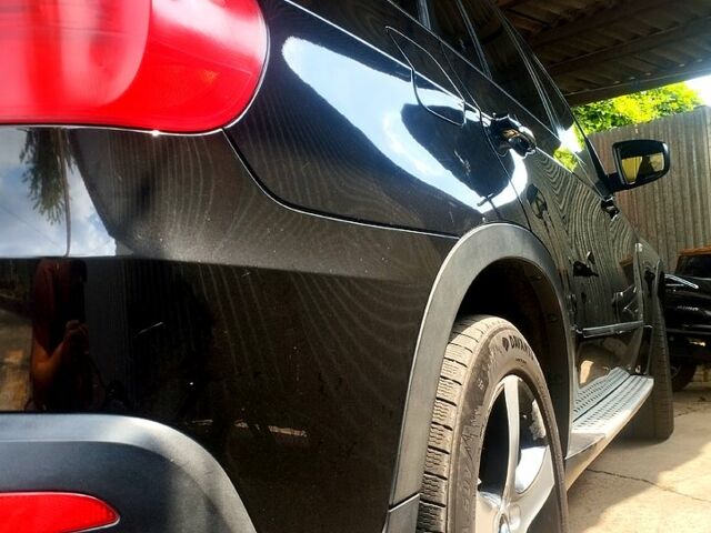 Черный БМВ Х5, объемом двигателя 3 л и пробегом 247 тыс. км за 11600 $, фото 6 на Automoto.ua