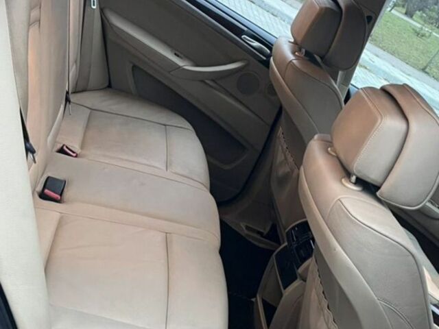 Черный БМВ Х5, объемом двигателя 3 л и пробегом 188 тыс. км за 6300 $, фото 8 на Automoto.ua