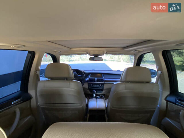 Черный БМВ Х5, объемом двигателя 3 л и пробегом 236 тыс. км за 9950 $, фото 19 на Automoto.ua