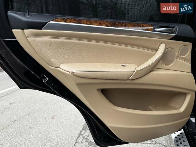 Чорний БМВ Х5, об'ємом двигуна 4.8 л та пробігом 250 тис. км за 10290 $, фото 26 на Automoto.ua