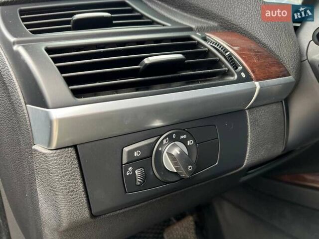 Черный БМВ Х5, объемом двигателя 4.8 л и пробегом 240 тыс. км за 15777 $, фото 18 на Automoto.ua