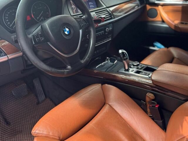 Чорний БМВ Х5, об'ємом двигуна 2.9 л та пробігом 300 тис. км за 16983 $, фото 4 на Automoto.ua