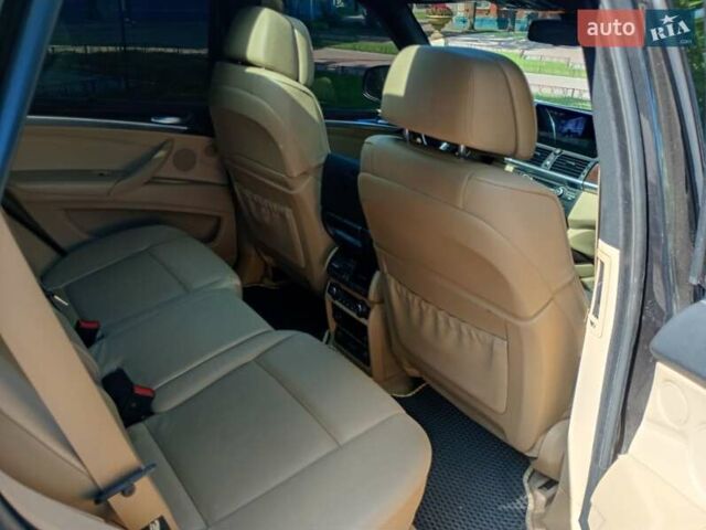 Чорний БМВ Х5, об'ємом двигуна 4.8 л та пробігом 240 тис. км за 15500 $, фото 21 на Automoto.ua