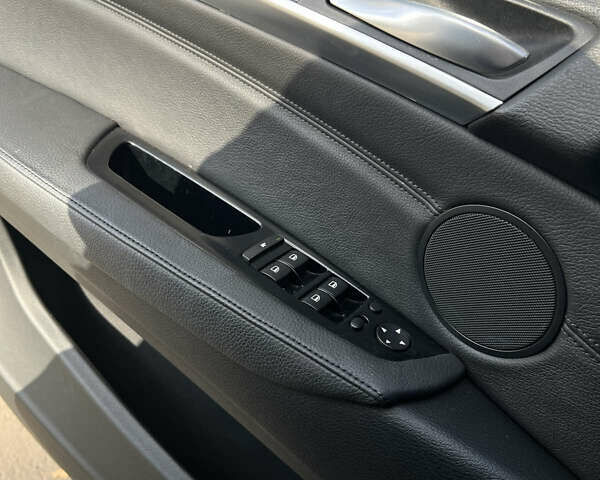 Черный БМВ Х5, объемом двигателя 4.8 л и пробегом 190 тыс. км за 22000 $, фото 28 на Automoto.ua