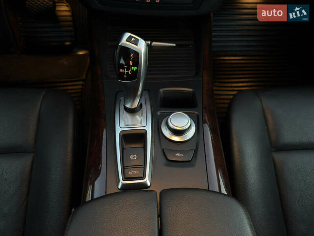 Чорний БМВ Х5, об'ємом двигуна 3 л та пробігом 110 тис. км за 12900 $, фото 93 на Automoto.ua