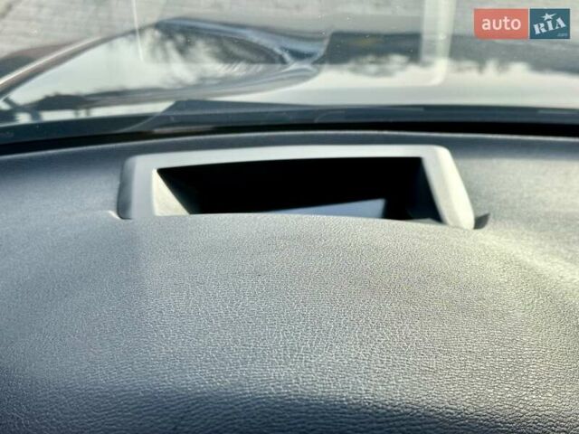 Чорний БМВ Х5, об'ємом двигуна 4.8 л та пробігом 307 тис. км за 12999 $, фото 43 на Automoto.ua