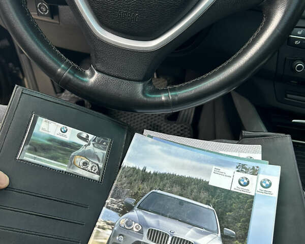 Черный БМВ Х5, объемом двигателя 3 л и пробегом 300 тыс. км за 11700 $, фото 27 на Automoto.ua