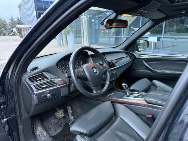 Черный БМВ Х5, объемом двигателя 3 л и пробегом 500 тыс. км за 3299 $, фото 6 на Automoto.ua