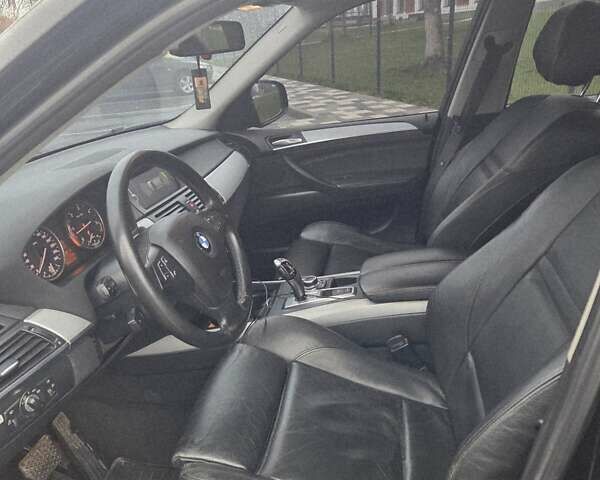 Черный БМВ Х5, объемом двигателя 3 л и пробегом 335 тыс. км за 14400 $, фото 14 на Automoto.ua