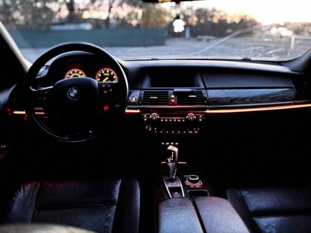 Черный БМВ Х5, объемом двигателя 3 л и пробегом 234 тыс. км за 13700 $, фото 6 на Automoto.ua