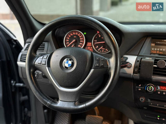 Черный БМВ Х5, объемом двигателя 3 л и пробегом 258 тыс. км за 15999 $, фото 64 на Automoto.ua