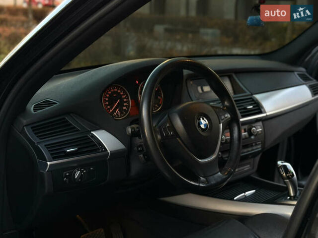 Черный БМВ Х5, объемом двигателя 3 л и пробегом 258 тыс. км за 15999 $, фото 39 на Automoto.ua