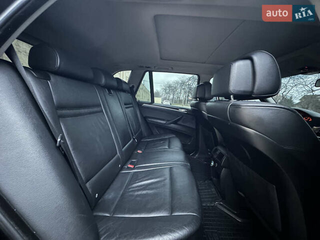 Черный БМВ Х5, объемом двигателя 3 л и пробегом 300 тыс. км за 16500 $, фото 27 на Automoto.ua