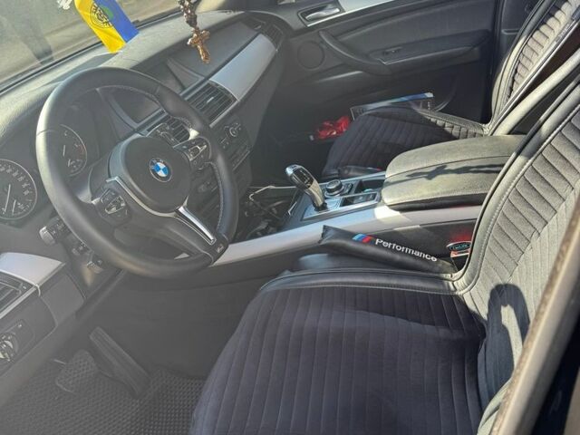 Черный БМВ Х5, объемом двигателя 3 л и пробегом 315 тыс. км за 17199 $, фото 4 на Automoto.ua