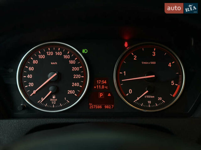 Черный БМВ Х5, объемом двигателя 3 л и пробегом 258 тыс. км за 15999 $, фото 68 на Automoto.ua