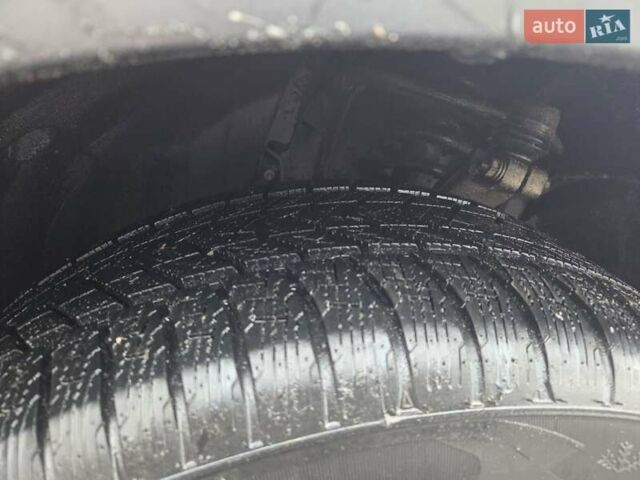 Черный БМВ Х5, объемом двигателя 3 л и пробегом 335 тыс. км за 14400 $, фото 25 на Automoto.ua