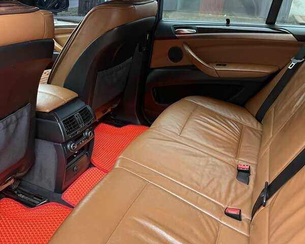 Чорний БМВ Х5, об'ємом двигуна 3 л та пробігом 242 тис. км за 12800 $, фото 8 на Automoto.ua