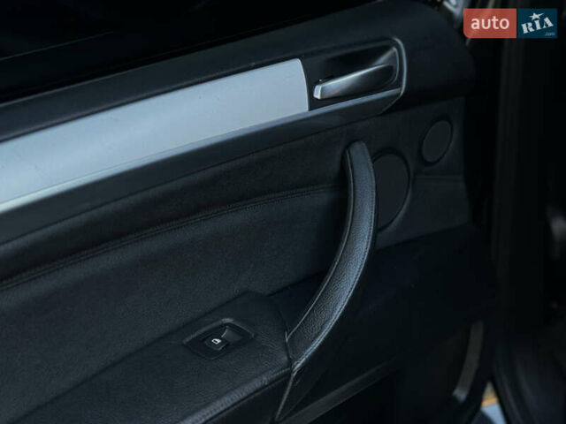 Черный БМВ Х5, объемом двигателя 3 л и пробегом 258 тыс. км за 15999 $, фото 47 на Automoto.ua