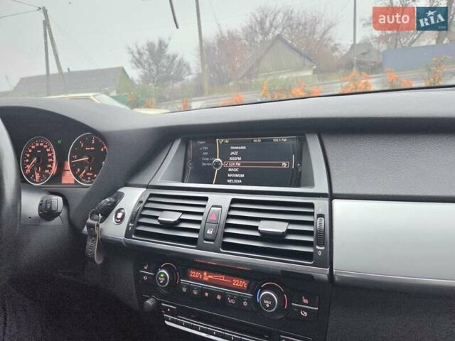 Черный БМВ Х5, объемом двигателя 3 л и пробегом 335 тыс. км за 14400 $, фото 21 на Automoto.ua