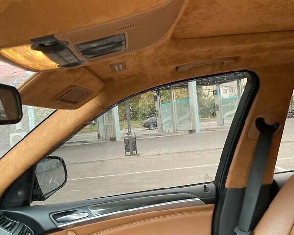 Черный БМВ Х5, объемом двигателя 3 л и пробегом 280 тыс. км за 11800 $, фото 31 на Automoto.ua