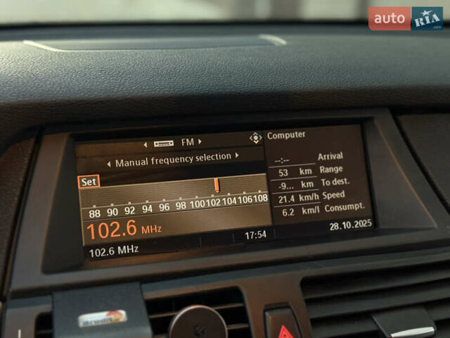 Черный БМВ Х5, объемом двигателя 3 л и пробегом 258 тыс. км за 15999 $, фото 69 на Automoto.ua