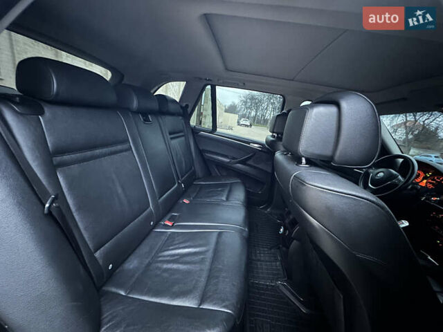 Черный БМВ Х5, объемом двигателя 3 л и пробегом 300 тыс. км за 16500 $, фото 35 на Automoto.ua