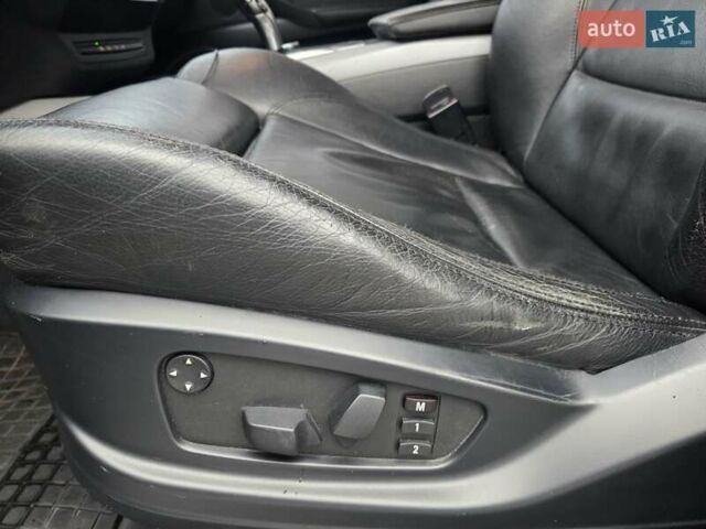 Черный БМВ Х5, объемом двигателя 3 л и пробегом 335 тыс. км за 14400 $, фото 15 на Automoto.ua