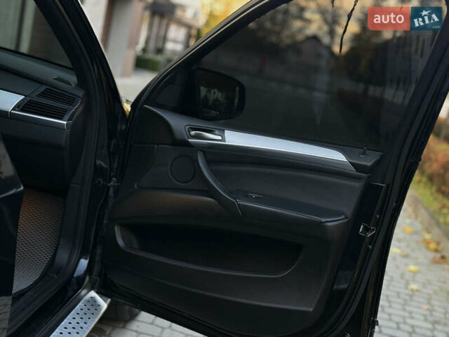 Черный БМВ Х5, объемом двигателя 3 л и пробегом 258 тыс. км за 15999 $, фото 48 на Automoto.ua