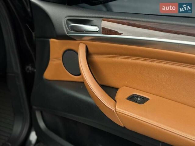 Черный БМВ Х5, объемом двигателя 2.99 л и пробегом 326 тыс. км за 14500 $, фото 48 на Automoto.ua