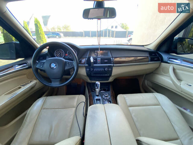 Черный БМВ Х5, объемом двигателя 2.98 л и пробегом 283 тыс. км за 11500 $, фото 8 на Automoto.ua