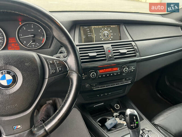 Черный БМВ Х5, объемом двигателя 2.98 л и пробегом 292 тыс. км за 15800 $, фото 19 на Automoto.ua