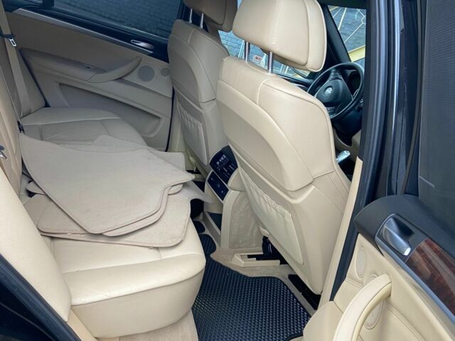 Черный БМВ Х5, объемом двигателя 3 л и пробегом 221 тыс. км за 20500 $, фото 9 на Automoto.ua