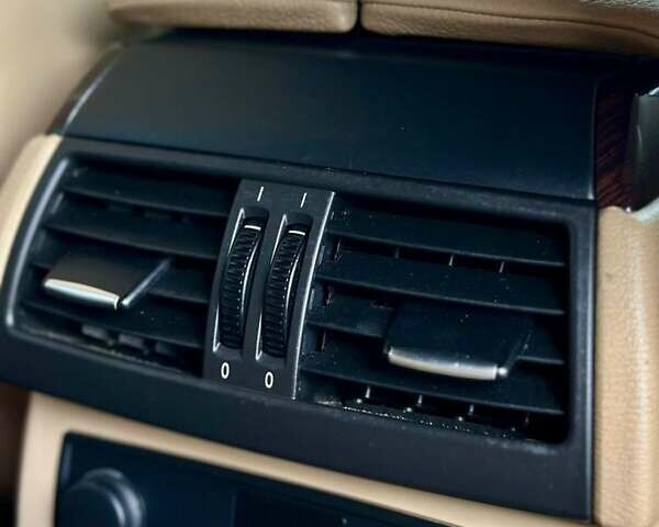 Чорний БМВ Х5, об'ємом двигуна 3 л та пробігом 222 тис. км за 21500 $, фото 20 на Automoto.ua