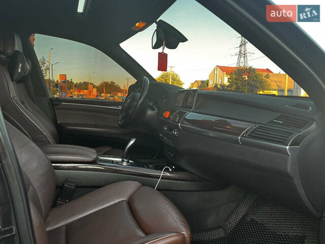 Черный БМВ Х5, объемом двигателя 3 л и пробегом 278 тыс. км за 21100 $, фото 12 на Automoto.ua