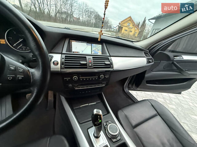 Черный БМВ Х5, объемом двигателя 2.99 л и пробегом 233 тыс. км за 15650 $, фото 17 на Automoto.ua