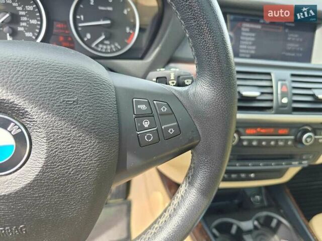 Чорний БМВ Х5, об'ємом двигуна 3 л та пробігом 106 тис. км за 3000 $, фото 23 на Automoto.ua