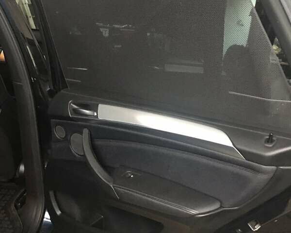 Черный БМВ Х5, объемом двигателя 3 л и пробегом 291 тыс. км за 19900 $, фото 22 на Automoto.ua