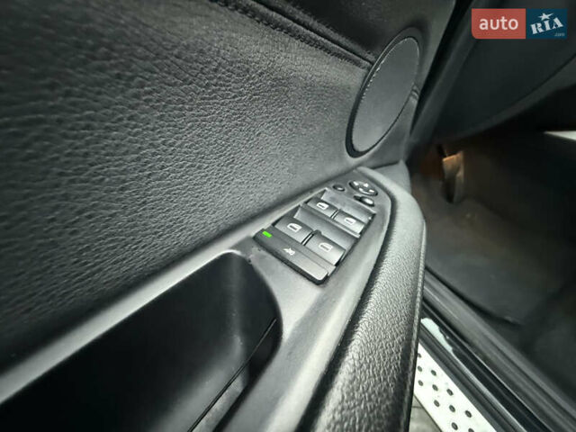 Черный БМВ Х5, объемом двигателя 2.99 л и пробегом 233 тыс. км за 15650 $, фото 21 на Automoto.ua