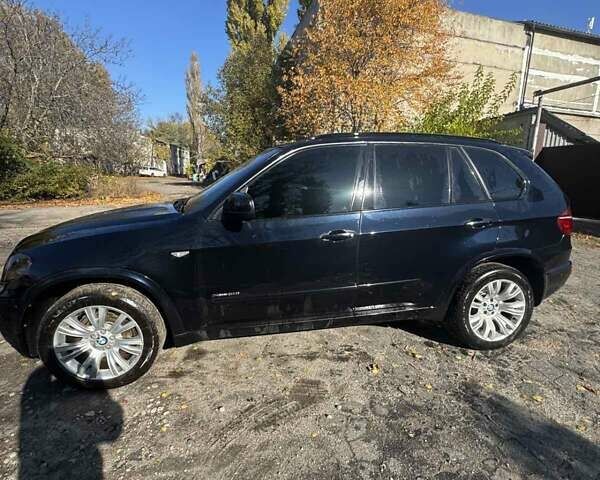 Чорний БМВ Х5, об'ємом двигуна 4.4 л та пробігом 216 тис. км за 11500 $, фото 7 на Automoto.ua