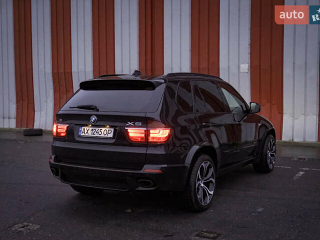 Чорний БМВ Х5, об'ємом двигуна 4.4 л та пробігом 195 тис. км за 16000 $, фото 4 на Automoto.ua