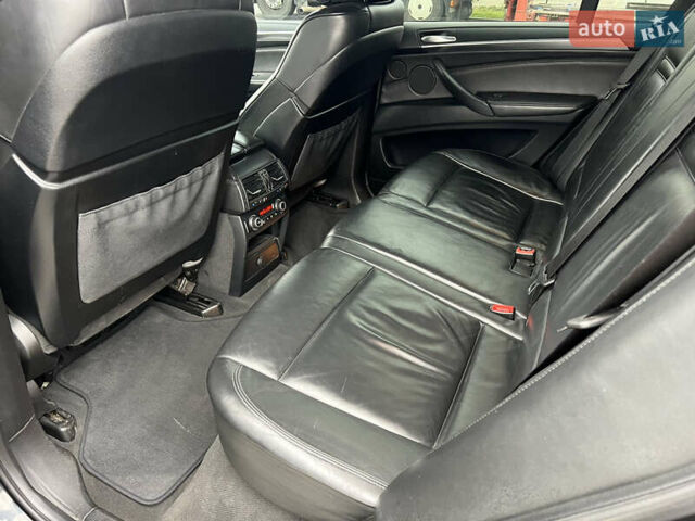 Черный БМВ Х5, объемом двигателя 2.98 л и пробегом 292 тыс. км за 15800 $, фото 15 на Automoto.ua