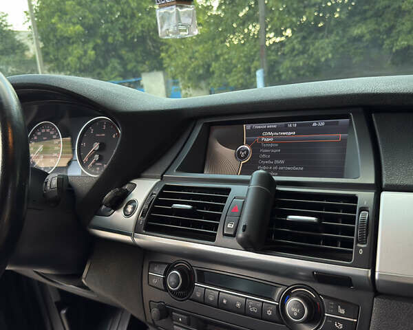 Черный БМВ Х5, объемом двигателя 3 л и пробегом 270 тыс. км за 18500 $, фото 14 на Automoto.ua
