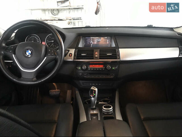 Черный БМВ Х5, объемом двигателя 2.99 л и пробегом 229 тыс. км за 16200 $, фото 9 на Automoto.ua