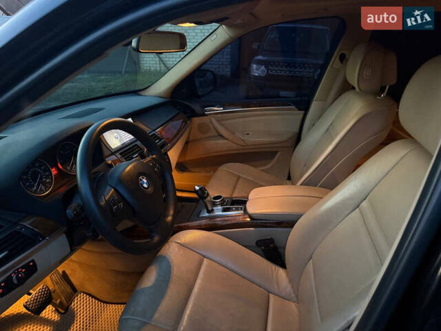 Черный БМВ Х5, объемом двигателя 2.99 л и пробегом 233 тыс. км за 17700 $, фото 5 на Automoto.ua