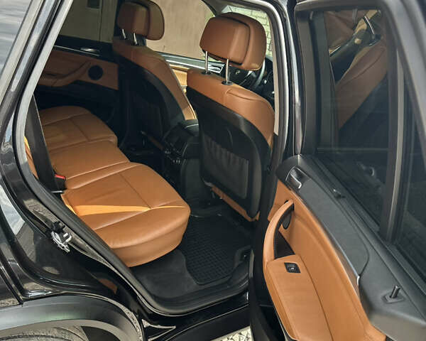 Черный БМВ Х5, объемом двигателя 3 л и пробегом 231 тыс. км за 15500 $, фото 65 на Automoto.ua