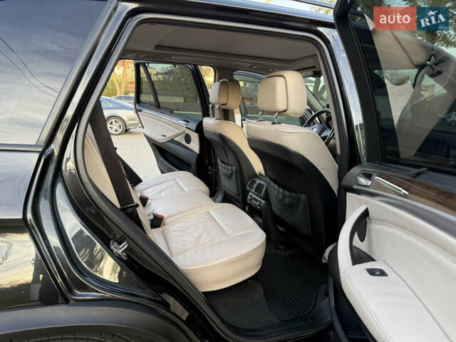 Черный БМВ Х5, объемом двигателя 3 л и пробегом 297 тыс. км за 16900 $, фото 18 на Automoto.ua