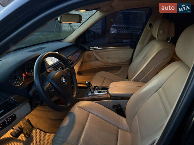 Черный БМВ Х5, объемом двигателя 2.99 л и пробегом 233 тыс. км за 17700 $, фото 8 на Automoto.ua