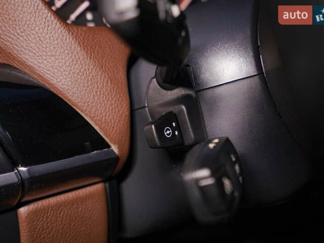 Чорний БМВ Х5, об'ємом двигуна 4.4 л та пробігом 195 тис. км за 16000 $, фото 13 на Automoto.ua