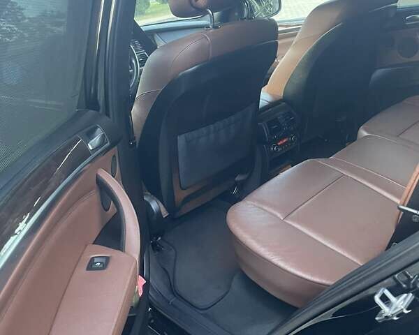 Чорний БМВ Х5, об'ємом двигуна 2.98 л та пробігом 158 тис. км за 9900 $, фото 26 на Automoto.ua